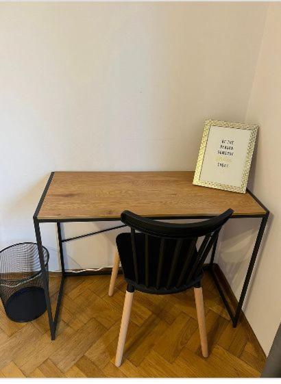 Cheerful 3 Bedroom City House Cracovia Esterno foto