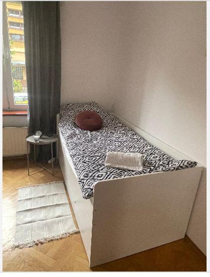 Cheerful 3 Bedroom City House Cracovia Esterno foto
